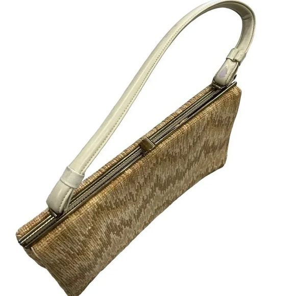 L and M Vintage Beige Carpet Handbag - Picture 4 of 7